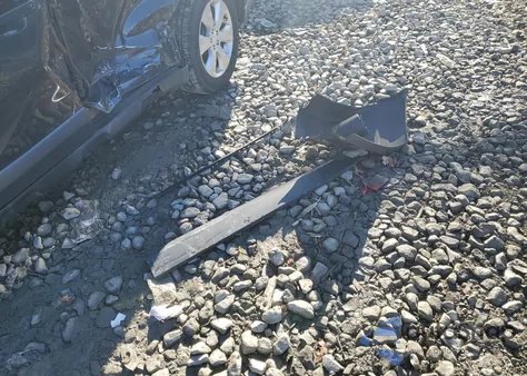 2011 Subaru Outback 2.5I Limited из США, поврежденный, VIN 4S4BRBKC4B3314880